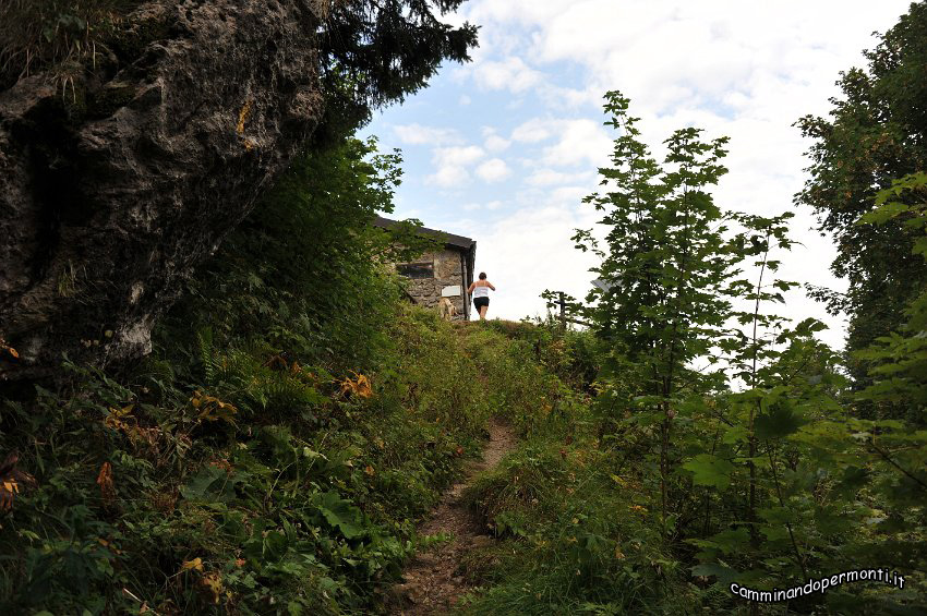 011 Periplo e vetta Monte Alben la Croce.JPG